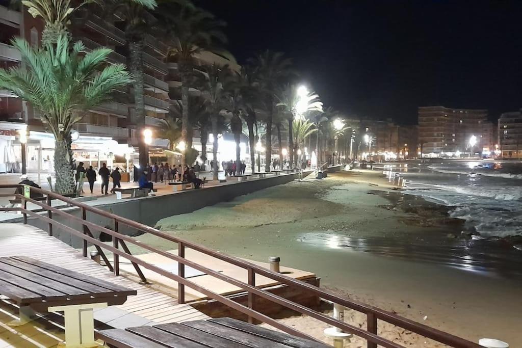 Apartment Los Locos Beach With Balcony And Wi-Fi تورّيفيِخا المظهر الخارجي الصورة