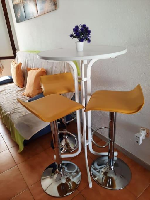 Apartment Los Locos Beach With Balcony And Wi-Fi تورّيفيِخا المظهر الخارجي الصورة