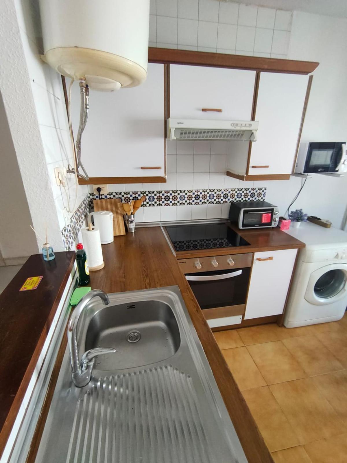 Apartment Los Locos Beach With Balcony And Wi-Fi تورّيفيِخا المظهر الخارجي الصورة