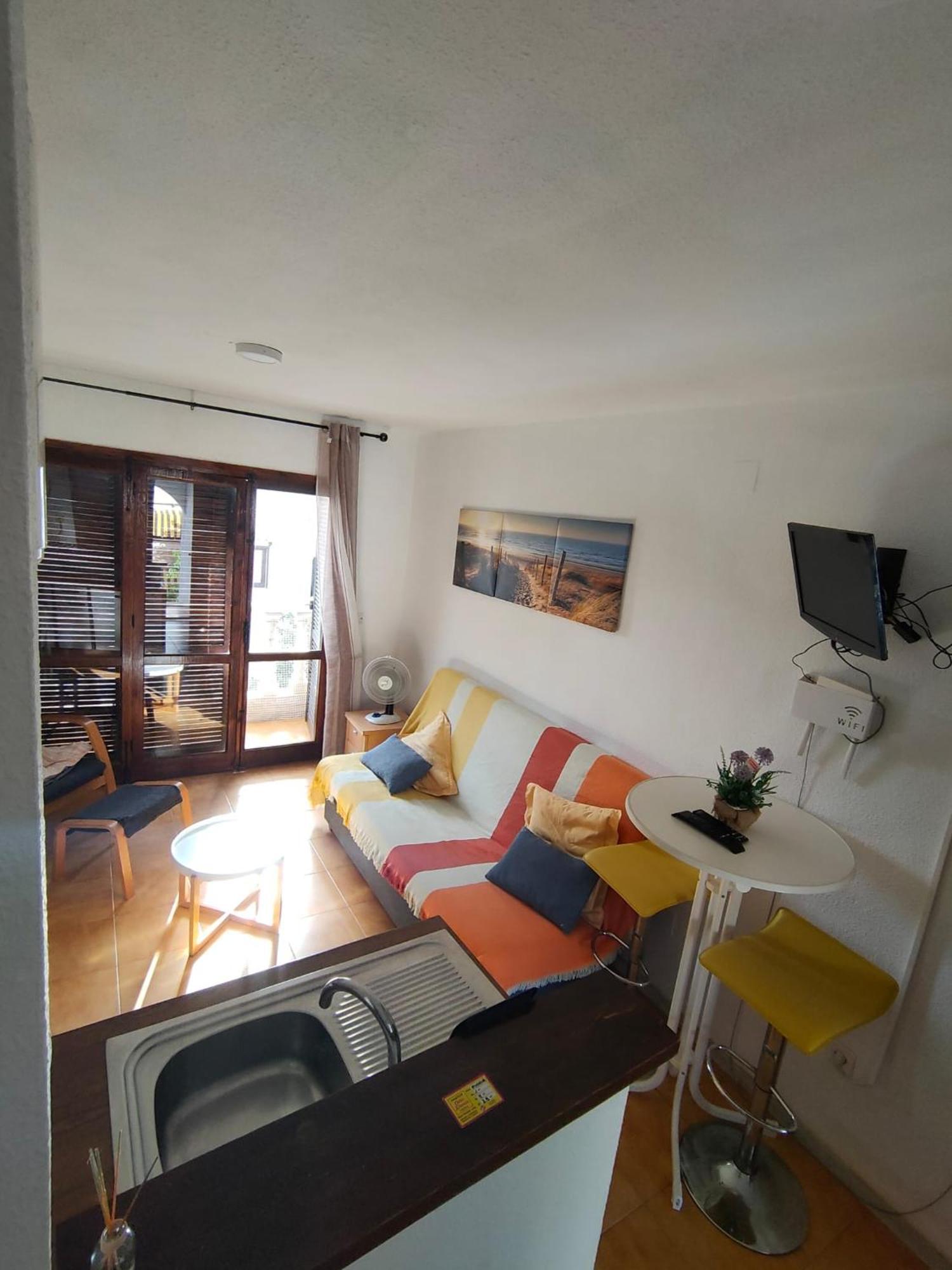 Apartment Los Locos Beach With Balcony And Wi-Fi تورّيفيِخا المظهر الخارجي الصورة